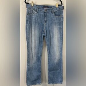 Levi's Women's Blue Jeans size 14 Demi curve classic straight leg